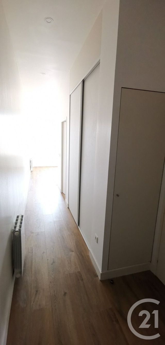 Afficher la photo en grand Appartement F2 à louer - 2 pièces - 47.67 m2 - AUBERVILLIERS - 93 - ILE-DE-FRANCE - Century 21 Pierrimo