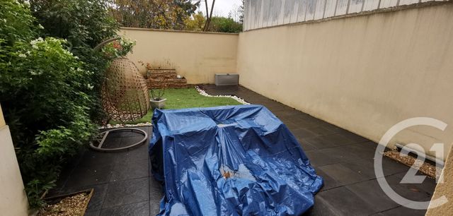 Appartement F3 à louer - 3 pièces - 63.06 m2 - LE BLANC MESNIL - 93 - ILE-DE-FRANCE - Century 21 Pierrimo