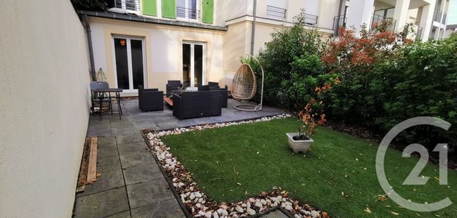 Appartement F3 à louer - 3 pièces - 63.06 m2 - LE BLANC MESNIL - 93 - ILE-DE-FRANCE - Century 21 Pierrimo