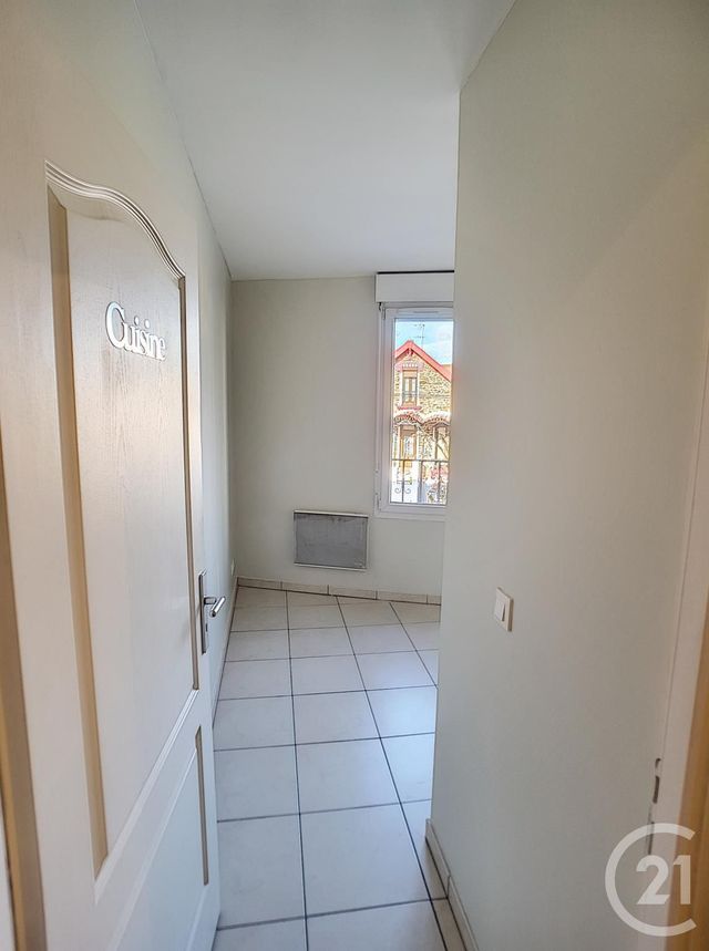 Appartement F1 à louer - 1 pièce - 29.12 m2 - DRANCY - 93 - ILE-DE-FRANCE - Century 21 Pierrimo