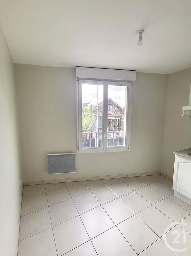 Appartement F1 à louer - 1 pièce - 29.12 m2 - DRANCY - 93 - ILE-DE-FRANCE - Century 21 Pierrimo