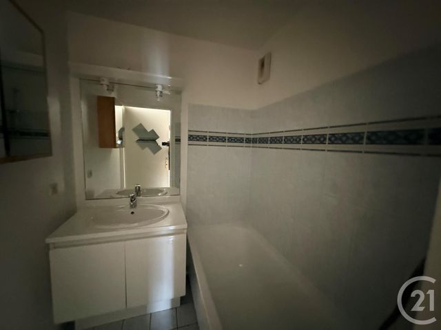 Appartement F2 à vendre - 2 pièces - 41.0 m2 - LE BLANC MESNIL - 93 - ILE-DE-FRANCE - Century 21 Pierrimo