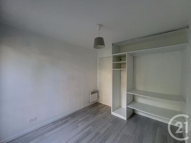 Appartement F3 à vendre - 3 pièces - 58.88 m2 - LE BOURGET - 93 - ILE-DE-FRANCE - Century 21 Pierrimo