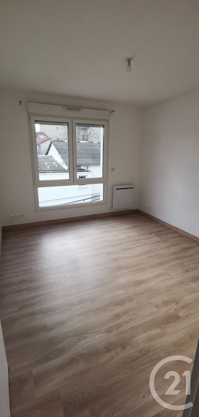 Appartement F3 à louer - 3 pièces - 64.14 m2 - SEVRAN - 93 - ILE-DE-FRANCE - Century 21 Pierrimo
