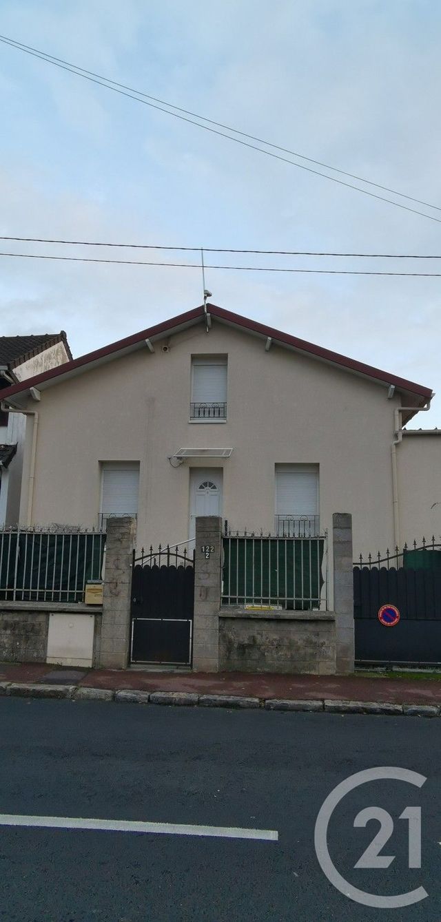 Appartement Triplex à louer LE BLANC MESNIL