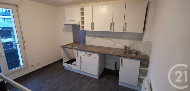 Appartement Triplex à louer - 3 pièces - 64.53 m2 - LE BLANC MESNIL - 93 - ILE-DE-FRANCE - Century 21 Pierrimo