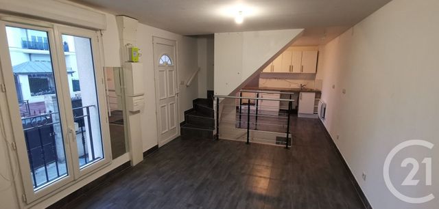 Appartement Triplex à louer - 3 pièces - 64.53 m2 - LE BLANC MESNIL - 93 - ILE-DE-FRANCE - Century 21 Pierrimo