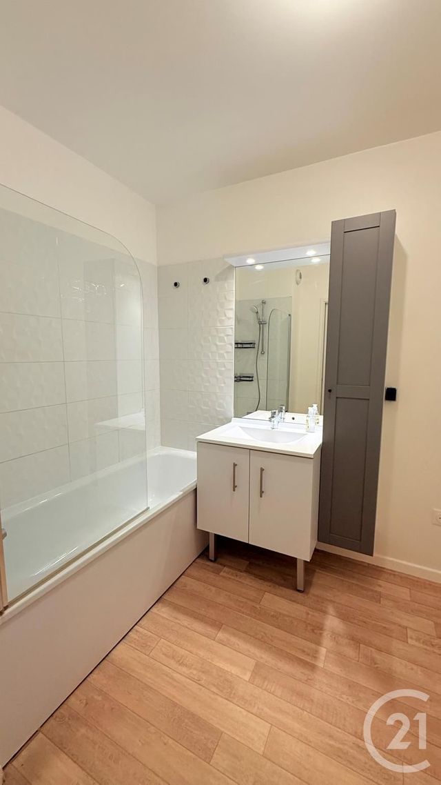 Appartement F3 à vendre - 3 pièces - 60.32 m2 - LE BLANC MESNIL - 93 - ILE-DE-FRANCE - Century 21 Pierrimo