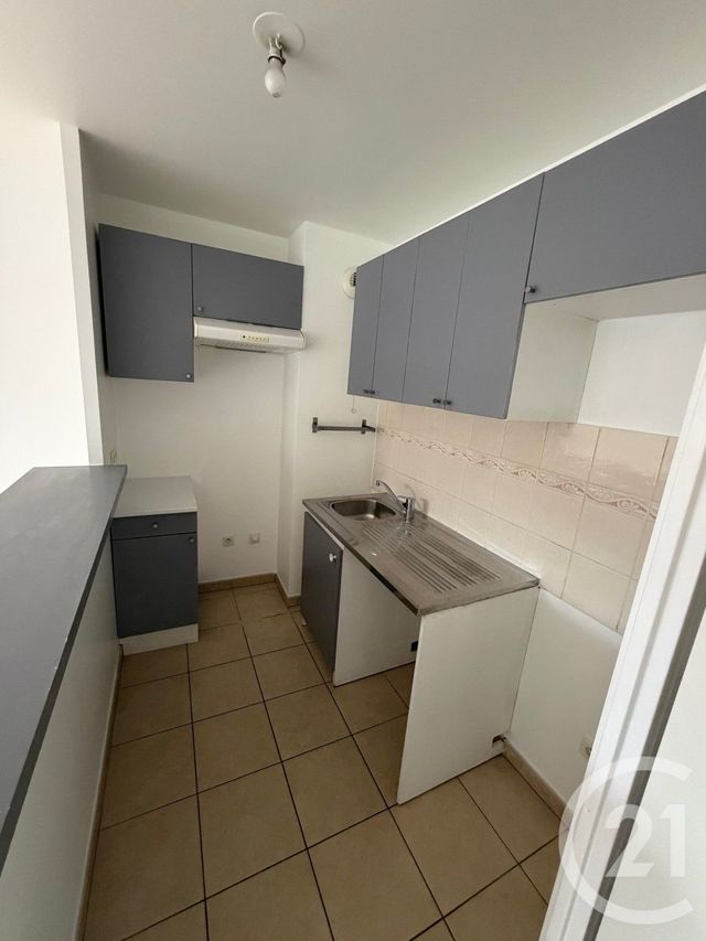 Appartement F2 à louer - 2 pièces - 32.57 m2 - DRANCY - 93 - ILE-DE-FRANCE - Century 21 Pierrimo