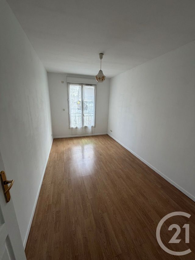 Appartement F2 à louer - 2 pièces - 49.95 m2 - LE BLANC MESNIL - 93 - ILE-DE-FRANCE - Century 21 Pierrimo