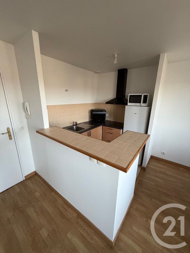 Appartement F2 à louer - 2 pièces - 46.89 m2 - SEVRAN - 93 - ILE-DE-FRANCE - Century 21 Pierrimo
