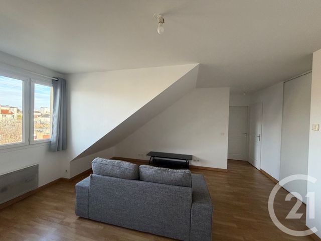 Appartement F2 à louer - 2 pièces - 46.89 m2 - SEVRAN - 93 - ILE-DE-FRANCE - Century 21 Pierrimo