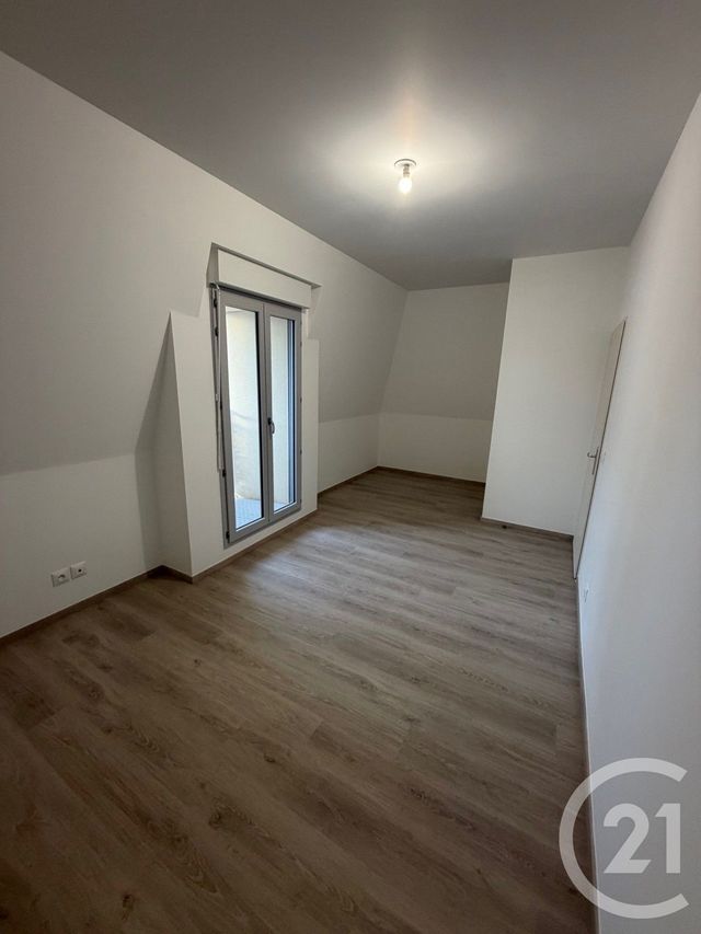 Appartement Duplex à louer - 4 pièces - 83.53 m2 - LE BLANC MESNIL - 93 - ILE-DE-FRANCE - Century 21 Pierrimo
