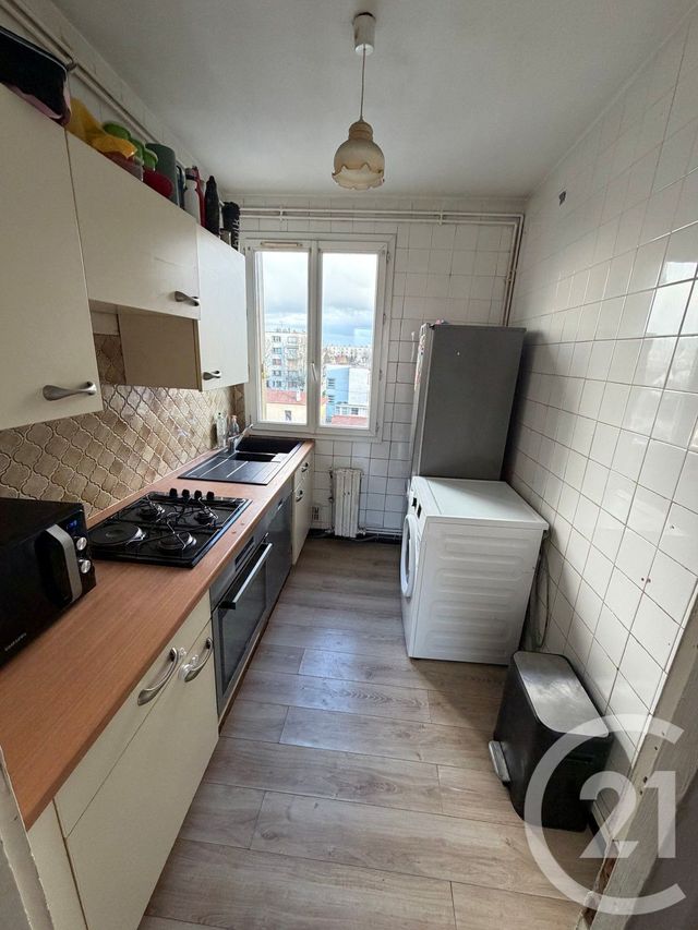 Appartement F4 à louer - 4 pièces - 63.44 m2 - LE BLANC MESNIL - 93 - ILE-DE-FRANCE - Century 21 Pierrimo