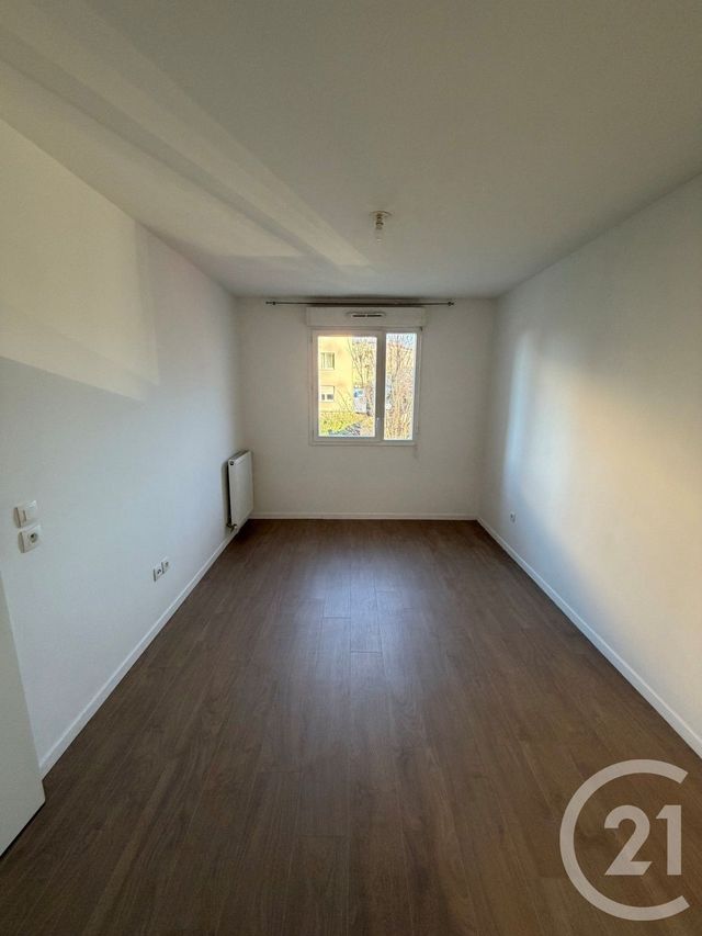 Appartement F2 à louer - 2 pièces - 42.12 m2 - LE BLANC MESNIL - 93 - ILE-DE-FRANCE - Century 21 Pierrimo