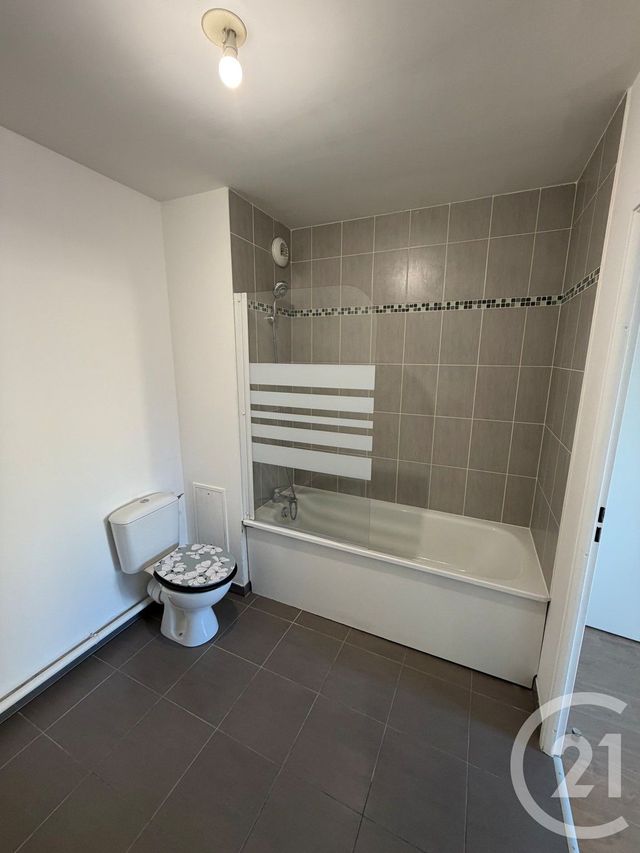 Appartement F2 à louer - 2 pièces - 42.12 m2 - LE BLANC MESNIL - 93 - ILE-DE-FRANCE - Century 21 Pierrimo