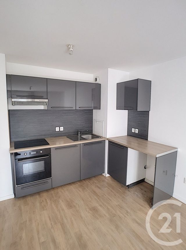 Appartement F2 à louer - 2 pièces - 45.03 m2 - DRANCY - 93 - ILE-DE-FRANCE - Century 21 Pierrimo