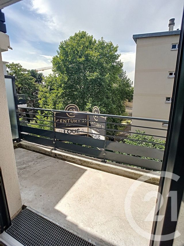 Appartement F2 à louer - 2 pièces - 45.03 m2 - DRANCY - 93 - ILE-DE-FRANCE - Century 21 Pierrimo