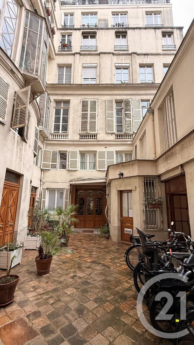 Appartement F3 à vendre - 3 pièces - 60.22 m2 - PARIS - 75010 - ILE-DE-FRANCE - Century 21 Pierrimo