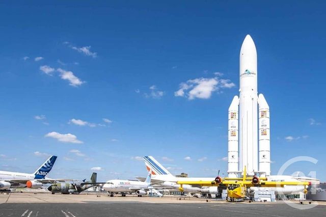 Appartement F2 à vendre - 2 pièces - 42.2 m2 - LE BLANC MESNIL - 93 - ILE-DE-FRANCE - Century 21 Pierrimo