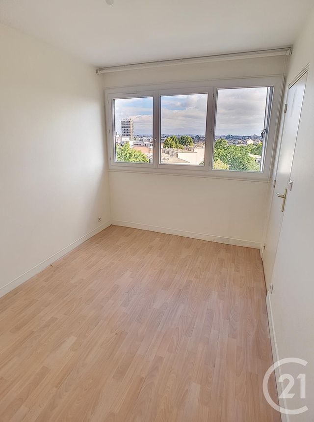 Appartement F2 à vendre - 2 pièces - 36.83 m2 - BOBIGNY - 93 - ILE-DE-FRANCE - Century 21 Pierrimo