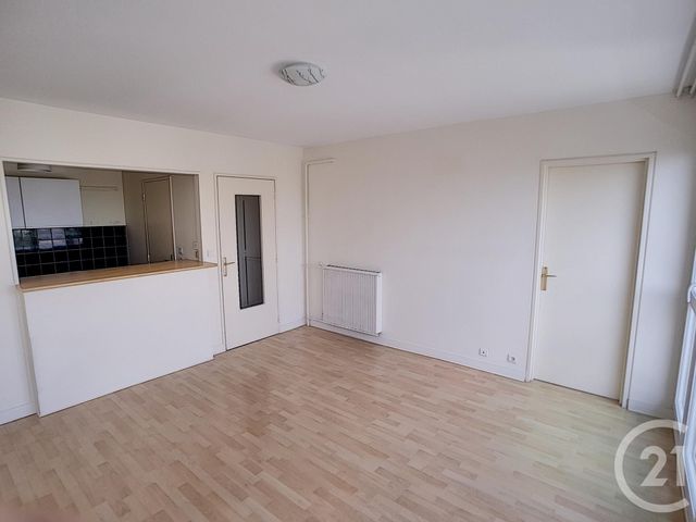 Appartement F2 à vendre - 2 pièces - 36.83 m2 - BOBIGNY - 93 - ILE-DE-FRANCE - Century 21 Pierrimo