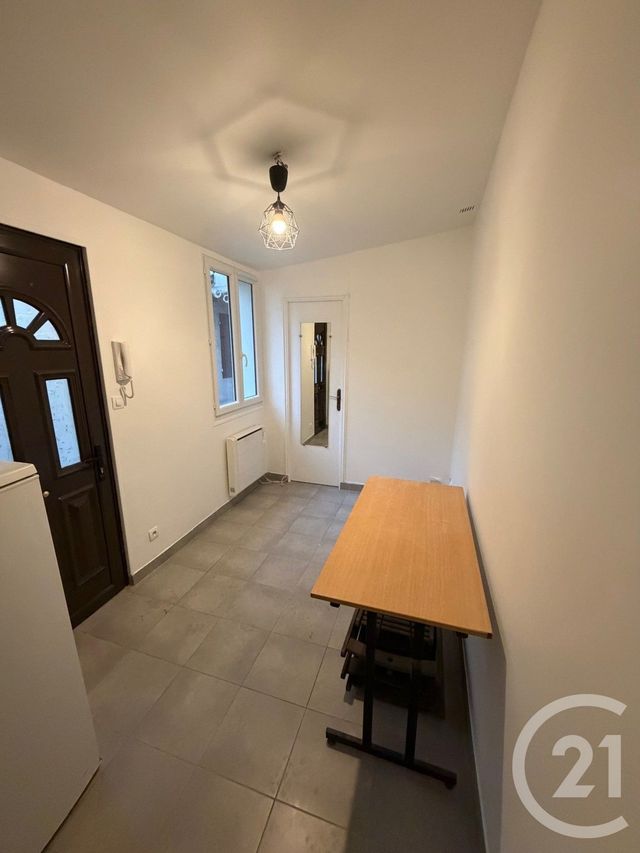 Appartement F1 à louer - 1 pièce - 19.27 m2 - LE PRE ST GERVAIS - 93 - ILE-DE-FRANCE - Century 21 Pierrimo