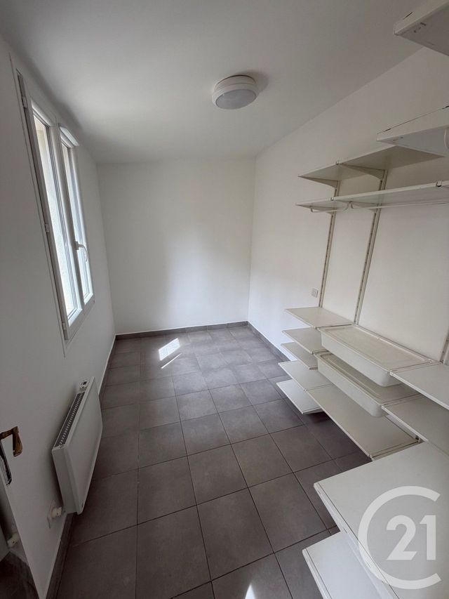 Appartement F1 à louer - 1 pièce - 19.27 m2 - LE PRE ST GERVAIS - 93 - ILE-DE-FRANCE - Century 21 Pierrimo