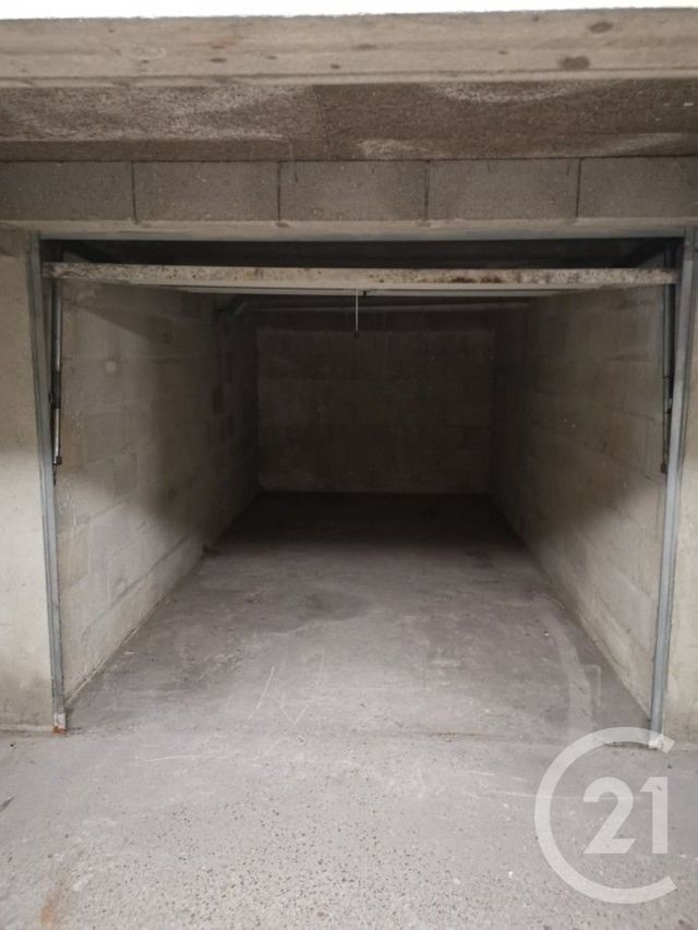 parking - LIVRY GARGAN - 93