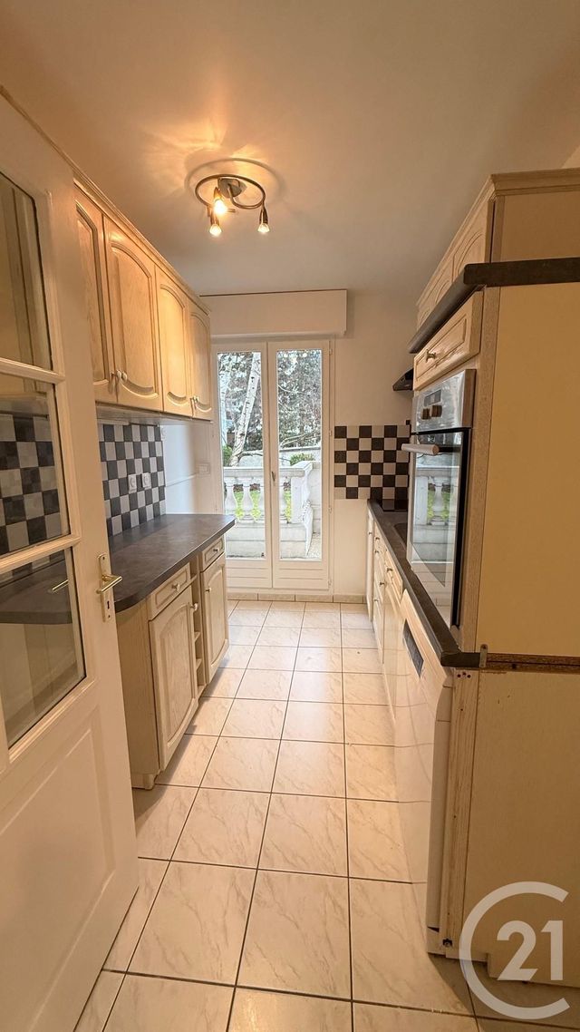 Appartement F3 à louer - 3 pièces - 64.73 m2 - LE PERREUX SUR MARNE - 94 - ILE-DE-FRANCE - Century 21 Pierrimo