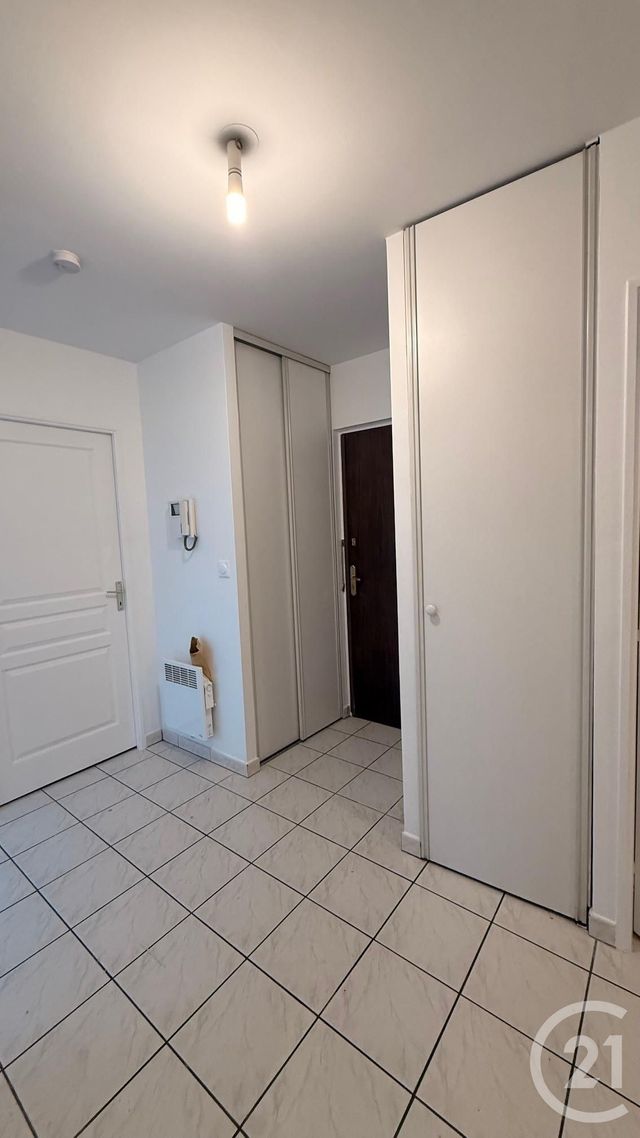 Appartement F3 à louer - 3 pièces - 64.73 m2 - LE PERREUX SUR MARNE - 94 - ILE-DE-FRANCE - Century 21 Pierrimo