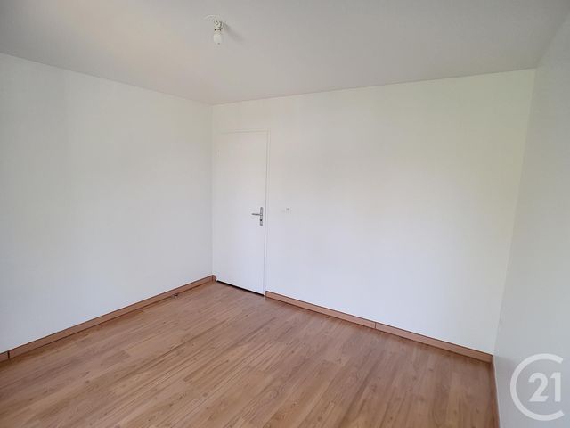 Appartement F2 à louer - 2 pièces - 49.81 m2 - LIVRY GARGAN - 93 - ILE-DE-FRANCE - Century 21 Pierrimo