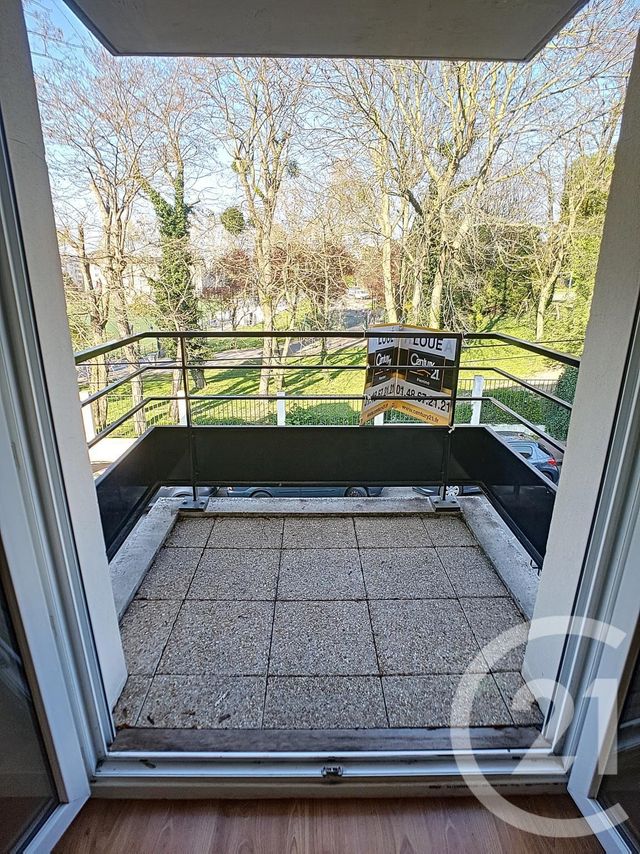 Appartement F2 à louer - 2 pièces - 49.81 m2 - LIVRY GARGAN - 93 - ILE-DE-FRANCE - Century 21 Pierrimo