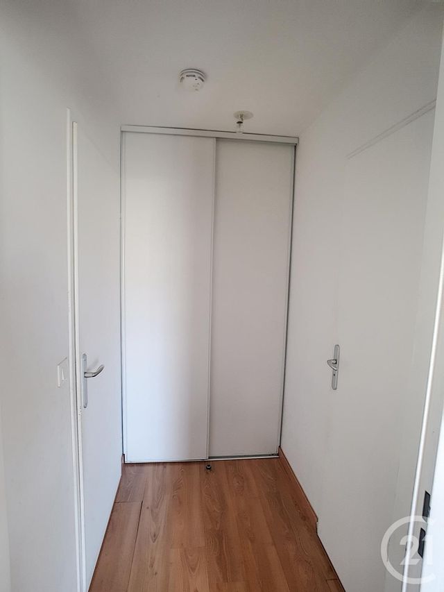 Appartement F2 à louer - 2 pièces - 49.81 m2 - LIVRY GARGAN - 93 - ILE-DE-FRANCE - Century 21 Pierrimo