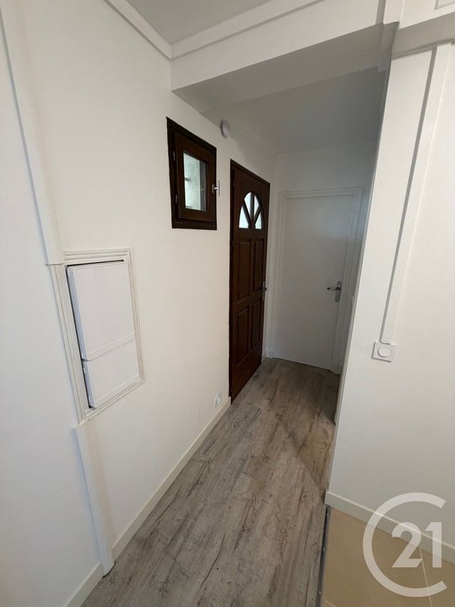 Appartement F2 à louer - 2 pièces - 34.35 m2 - LE BLANC MESNIL - 93 - ILE-DE-FRANCE - Century 21 Pierrimo