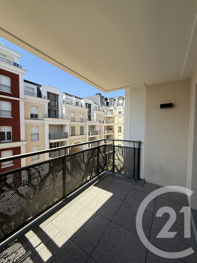 Appartement F3 à louer - 3 pièces - 63.52 m2 - LE BLANC MESNIL - 93 - ILE-DE-FRANCE - Century 21 Pierrimo