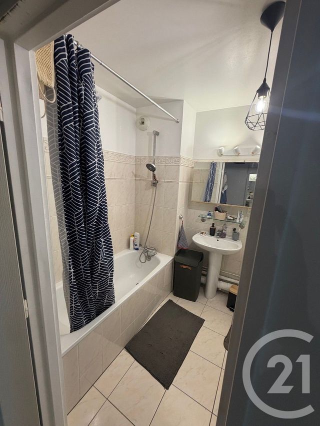 Appartement F2 à louer - 2 pièces - 42.01 m2 - LE BLANC MESNIL - 93 - ILE-DE-FRANCE - Century 21 Pierrimo