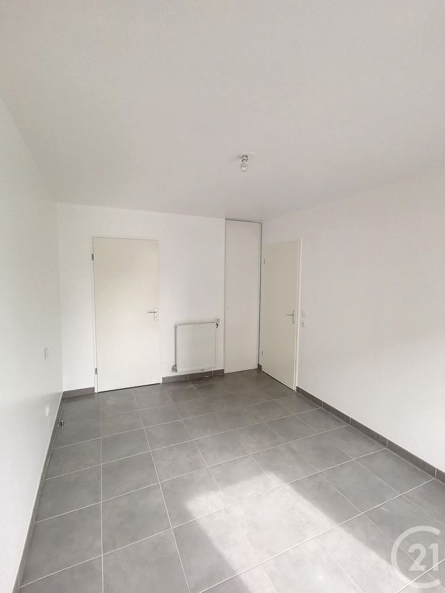 Appartement F2 à vendre - 2 pièces - 40.98 m2 - DRANCY - 93 - ILE-DE-FRANCE - Century 21 Pierrimo