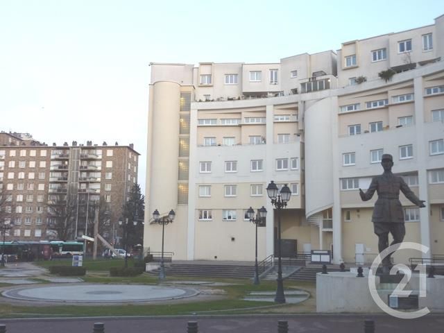 Appartement F2 à vendre - 2 pièces - 40.98 m2 - DRANCY - 93 - ILE-DE-FRANCE - Century 21 Pierrimo