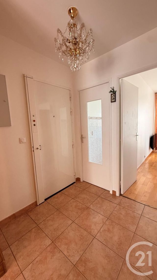 Appartement F2 à vendre - 2 pièces - 46.85 m2 - DRANCY - 93 - ILE-DE-FRANCE - Century 21 Pierrimo