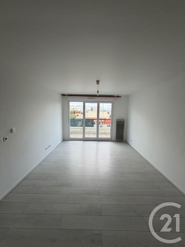 Appartement F2 à louer - 2 pièces - 45.08 m2 - DRANCY - 93 - ILE-DE-FRANCE - Century 21 Pierrimo