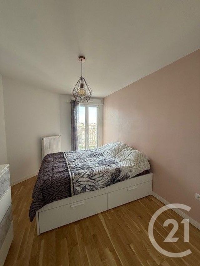 Appartement F2 à louer - 2 pièces - 42.53 m2 - DRANCY - 93 - ILE-DE-FRANCE - Century 21 Pierrimo