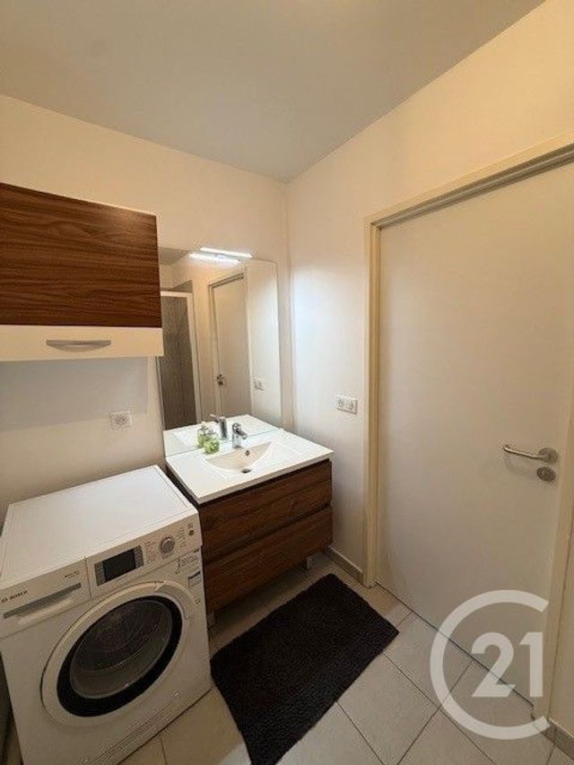 Appartement F2 à louer - 2 pièces - 42.53 m2 - DRANCY - 93 - ILE-DE-FRANCE - Century 21 Pierrimo
