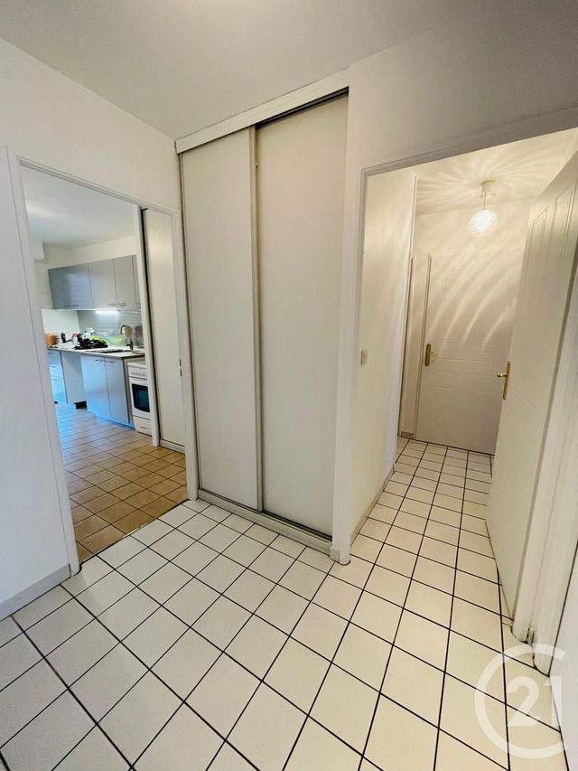 Appartement F3 à louer - 3 pièces - 66.69 m2 - NOISY LE GRAND - 93 - ILE-DE-FRANCE - Century 21 Pierrimo