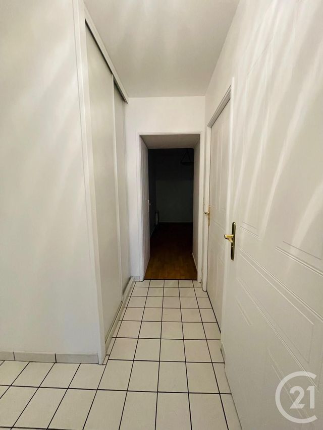 Appartement F3 à louer - 3 pièces - 66.69 m2 - NOISY LE GRAND - 93 - ILE-DE-FRANCE - Century 21 Pierrimo