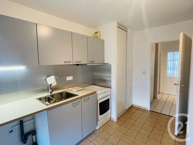 Appartement F3 à louer - 3 pièces - 66.69 m2 - NOISY LE GRAND - 93 - ILE-DE-FRANCE - Century 21 Pierrimo