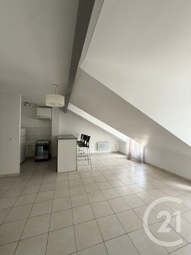 Appartement F2 à louer - 2 pièces - 36.45 m2 - DRANCY - 93 - ILE-DE-FRANCE - Century 21 Pierrimo