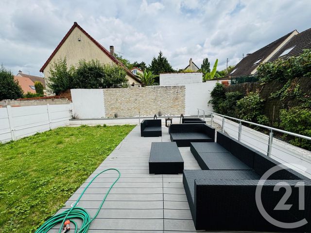 maison à louer - 8 pièces - 142.86 m2 - NOISY LE GRAND - 93 - ILE-DE-FRANCE - Century 21 Pierrimo
