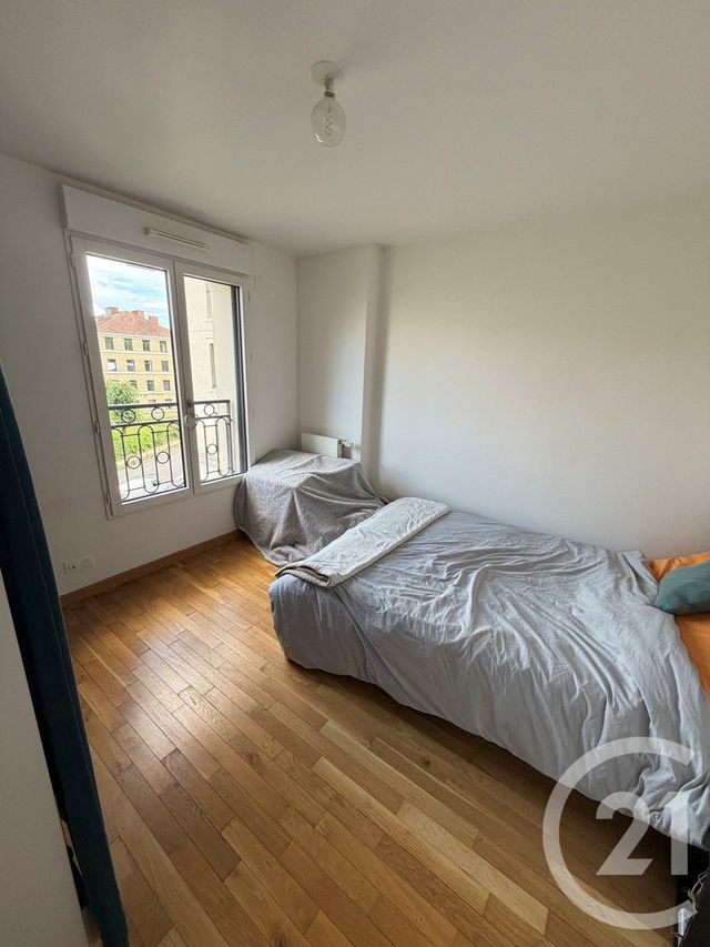 Appartement F2 à louer - 2 pièces - 42.38 m2 - CLAMART - 92 - ILE-DE-FRANCE - Century 21 Pierrimo