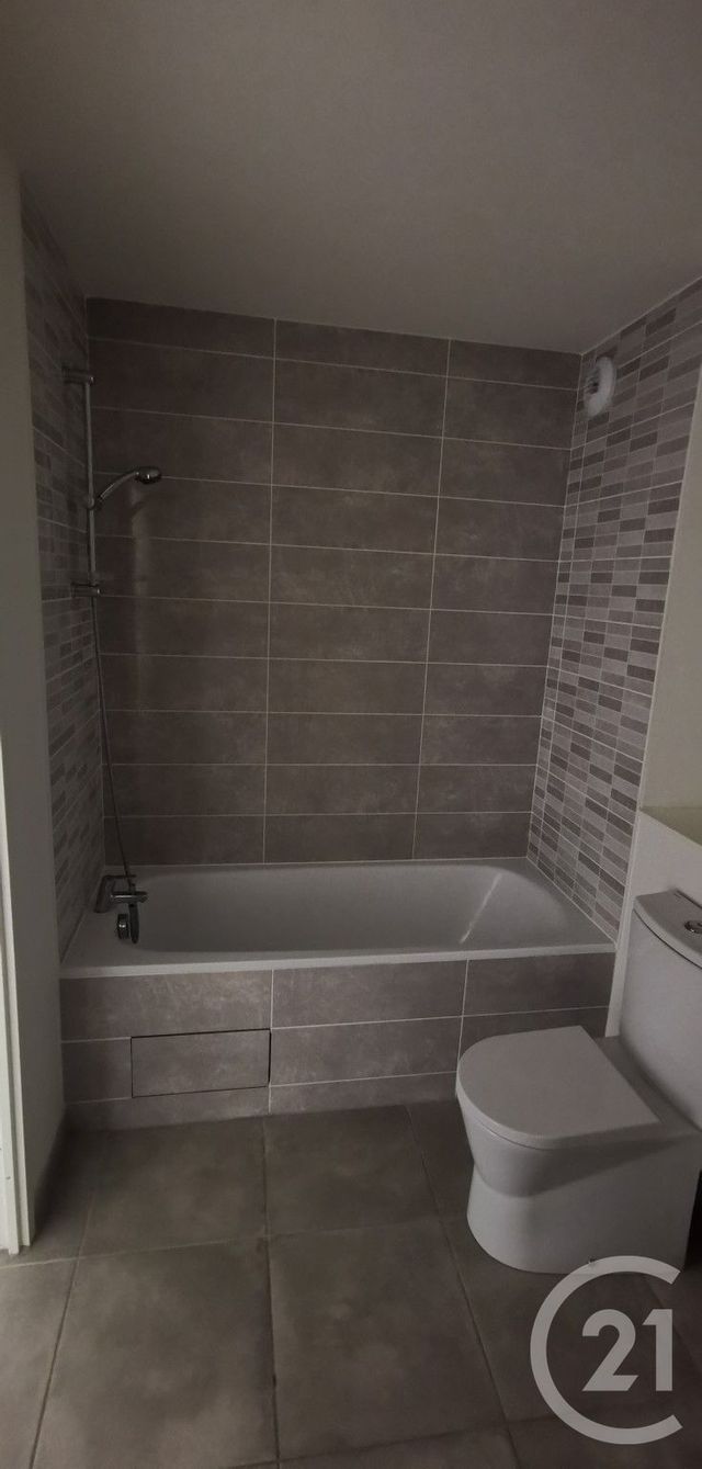 Appartement F2 à louer - 2 pièces - 41.19 m2 - LE BLANC MESNIL - 93 - ILE-DE-FRANCE - Century 21 Pierrimo